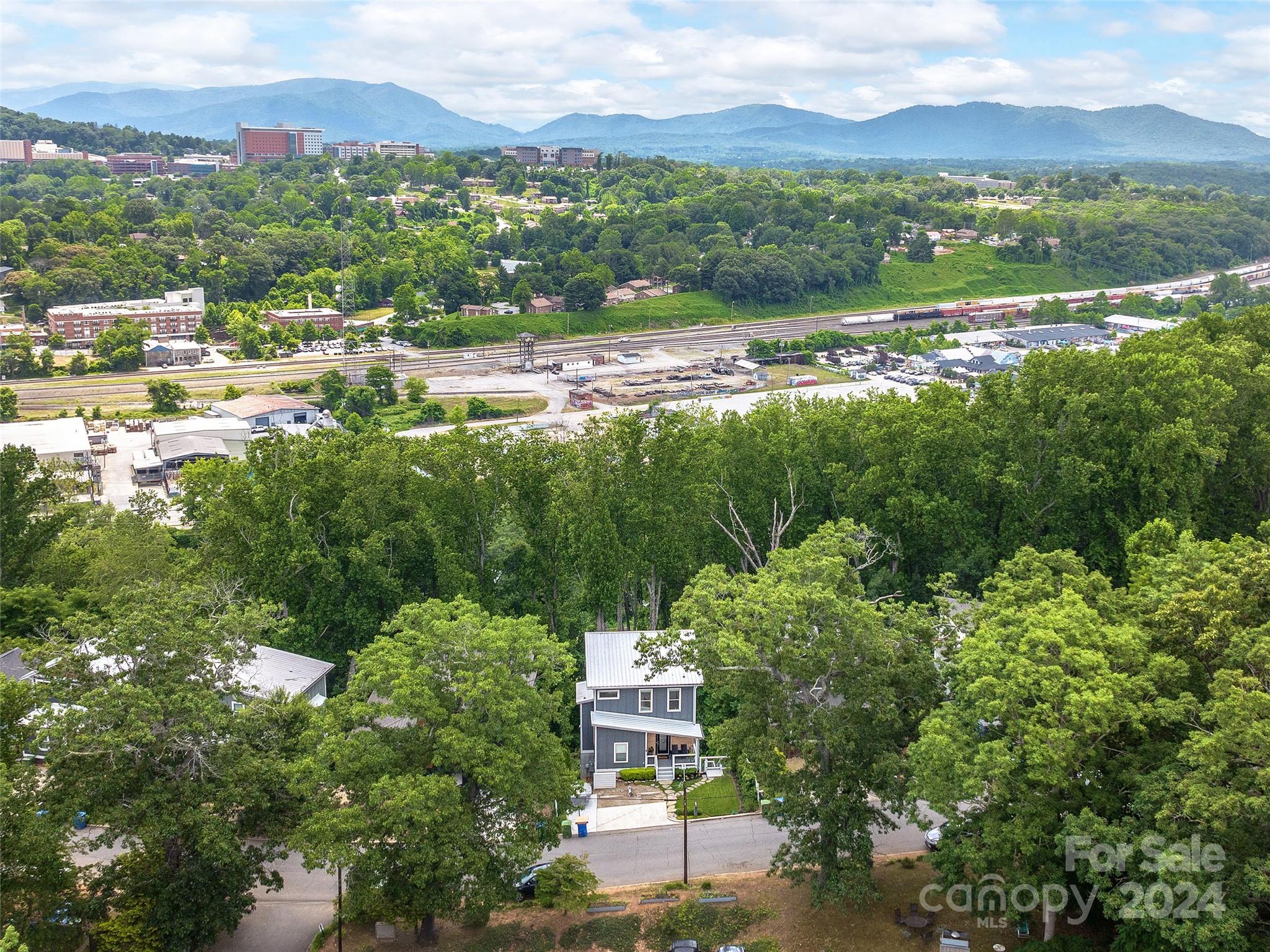 122 Riverview Drive Asheville NC 28806