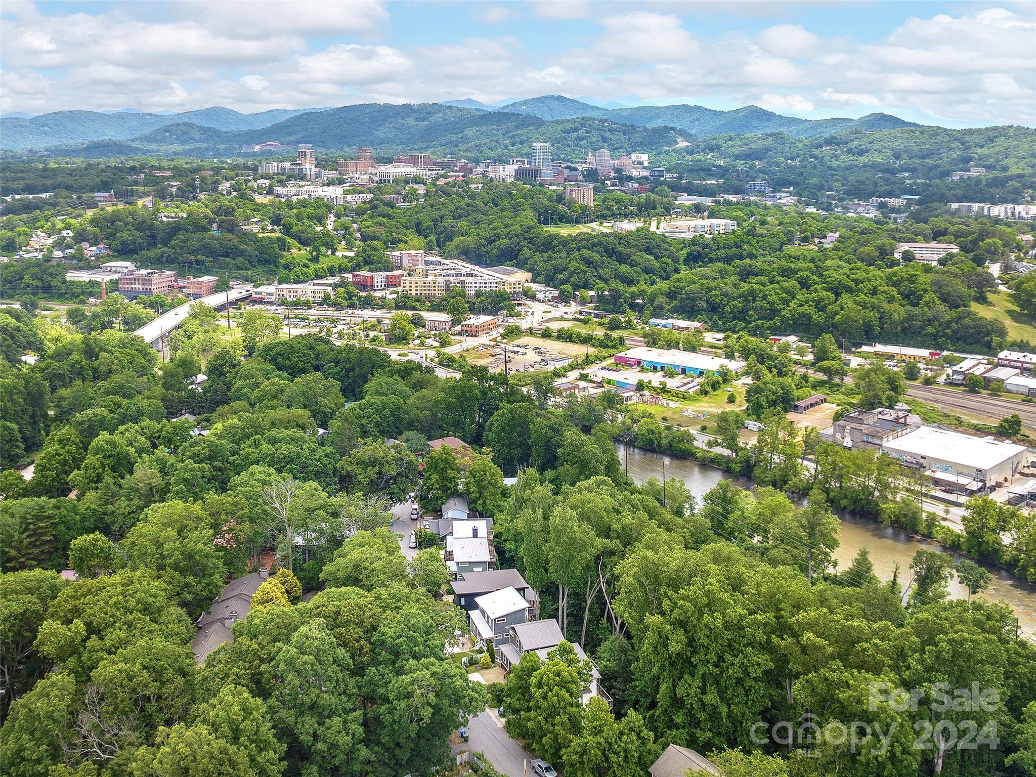 122 Riverview Drive Asheville NC 28806