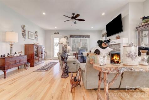 35 Cider Hill Lane Hendersonville NC 28792