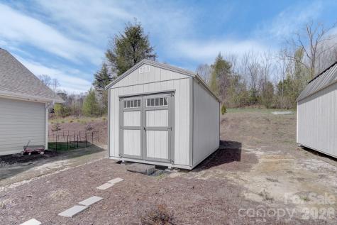 35 Cider Hill Lane Hendersonville NC 28792