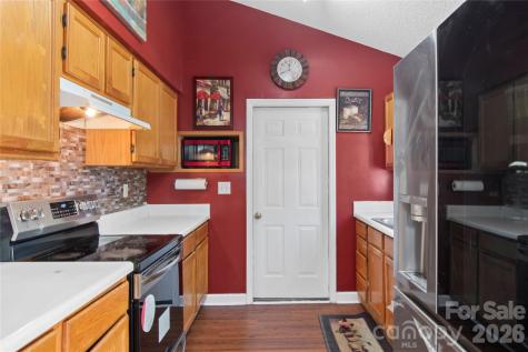 1796 Pebble Run Lane Clemmons NC 27012
