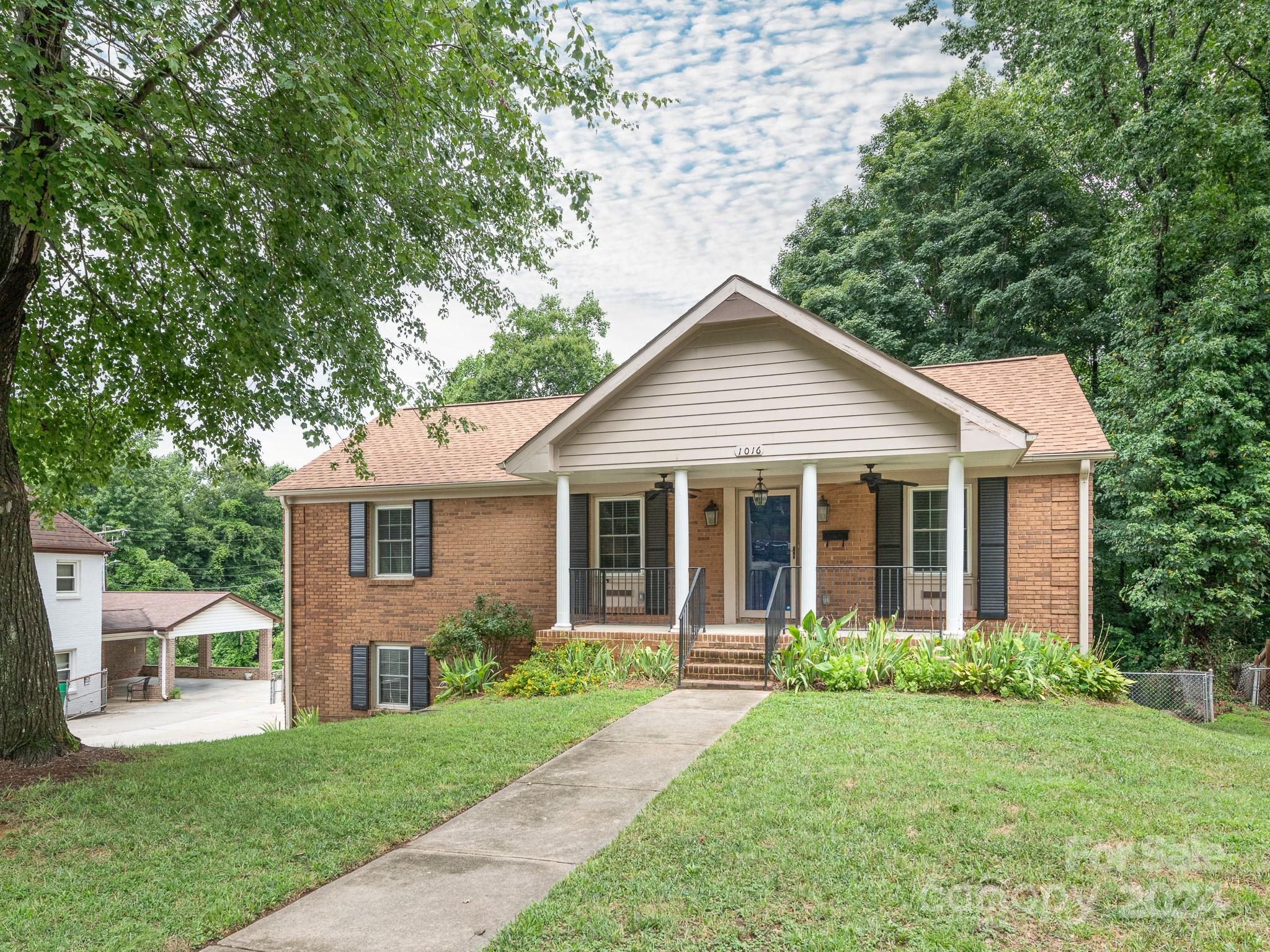 1016 Northwood Drive Charlotte NC 28216