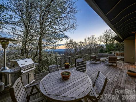 102 Horizon Hill Road Asheville NC 28804