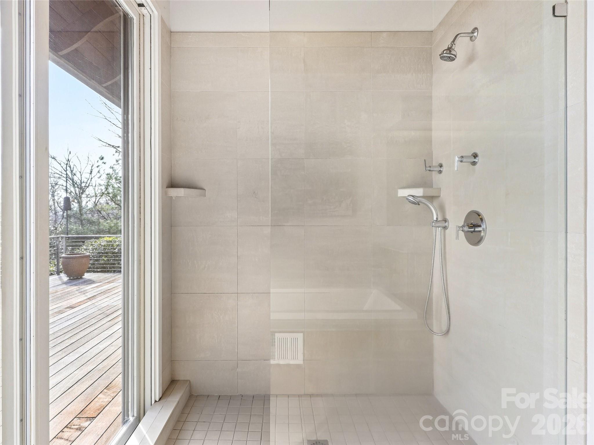 102 Horizon Hill Road Asheville NC 28804