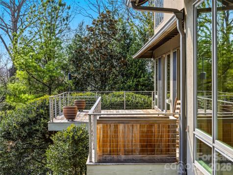 102 Horizon Hill Road Asheville NC 28804