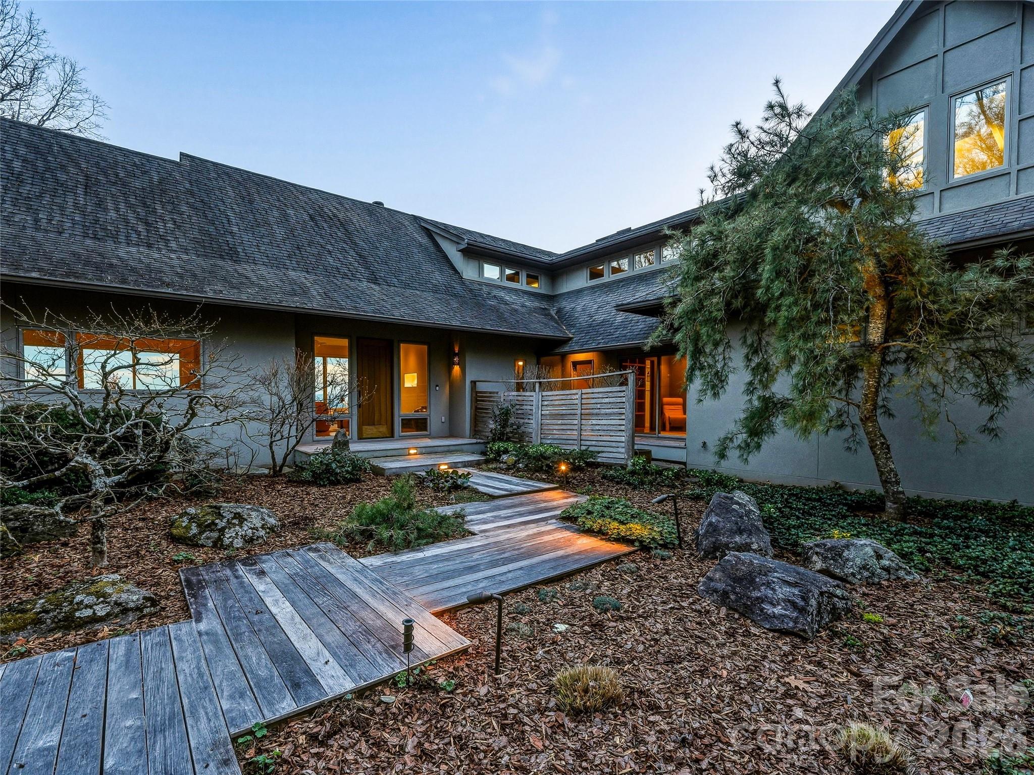 102 Horizon Hill Road Asheville NC 28804