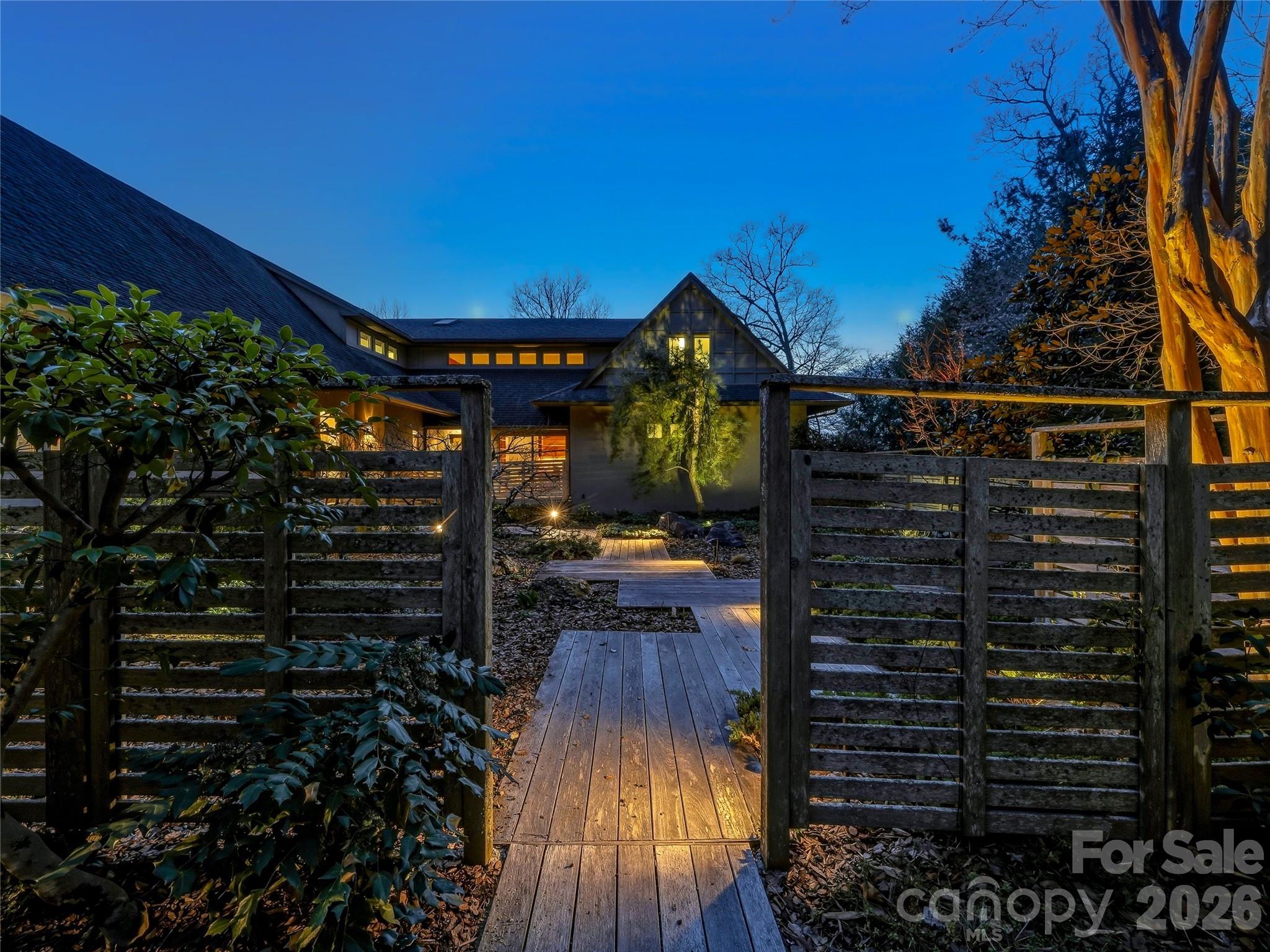 102 Horizon Hill Road Asheville NC 28804