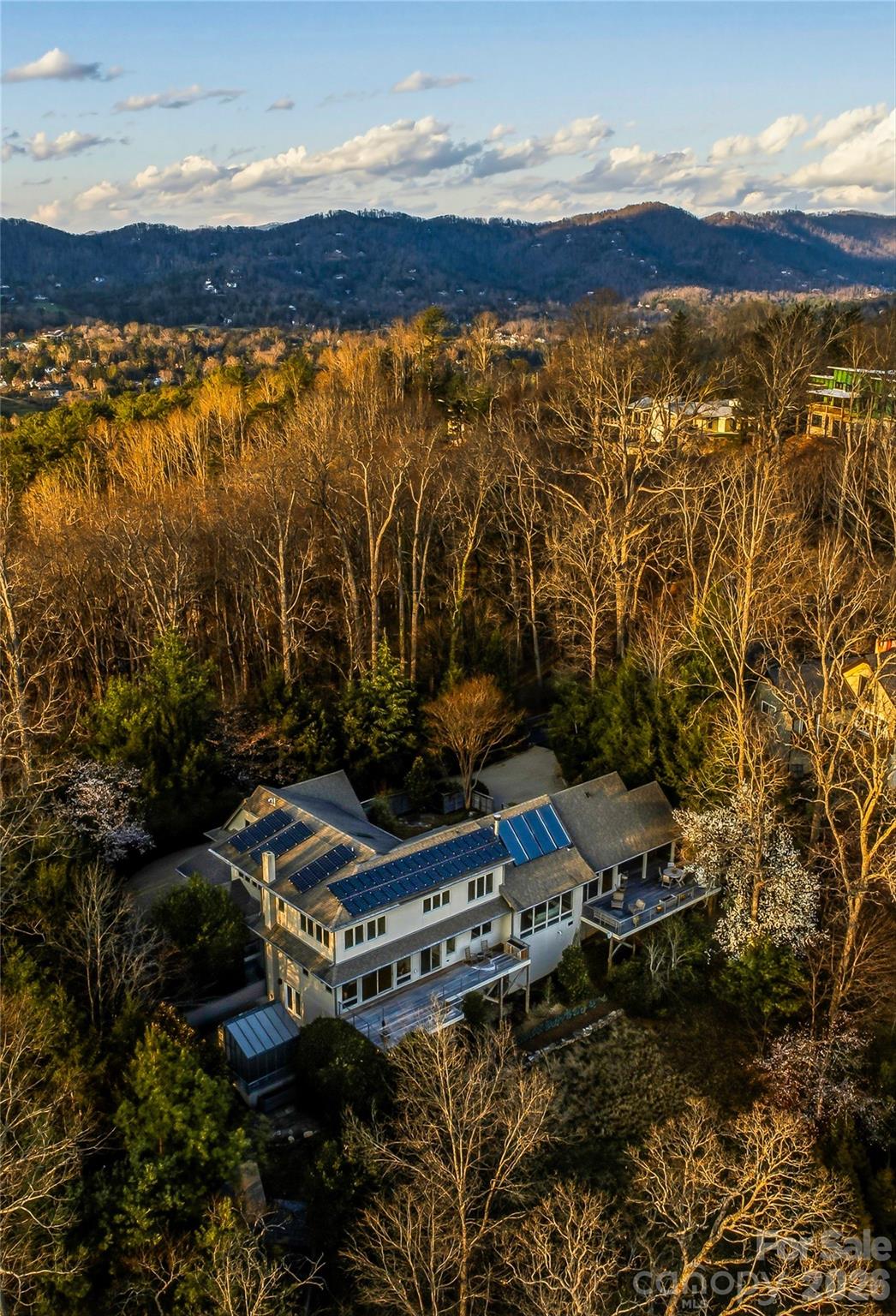 102 Horizon Hill Road Asheville NC 28804