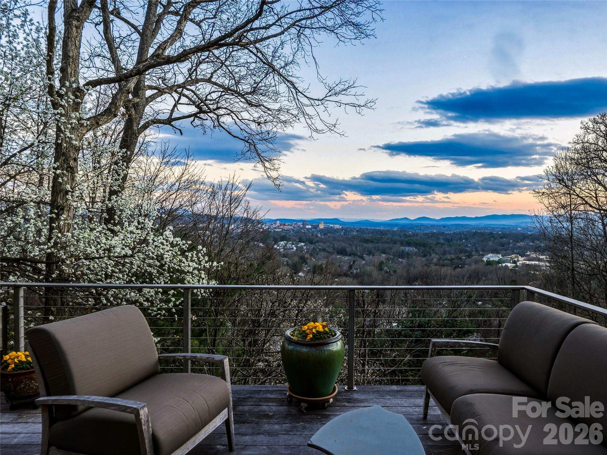 102 Horizon Hill Road Asheville NC 28804