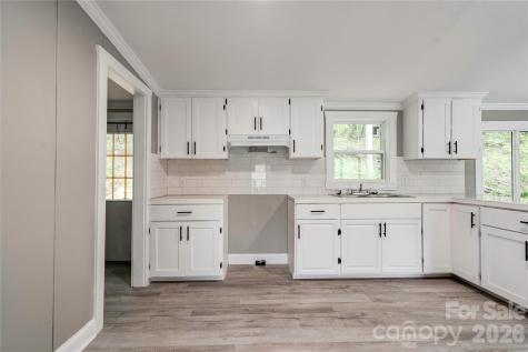 141 Knob Creek Drive Lawndale NC 28090