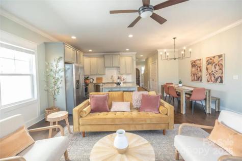 20 Tudor Way Black Mountain NC 28711