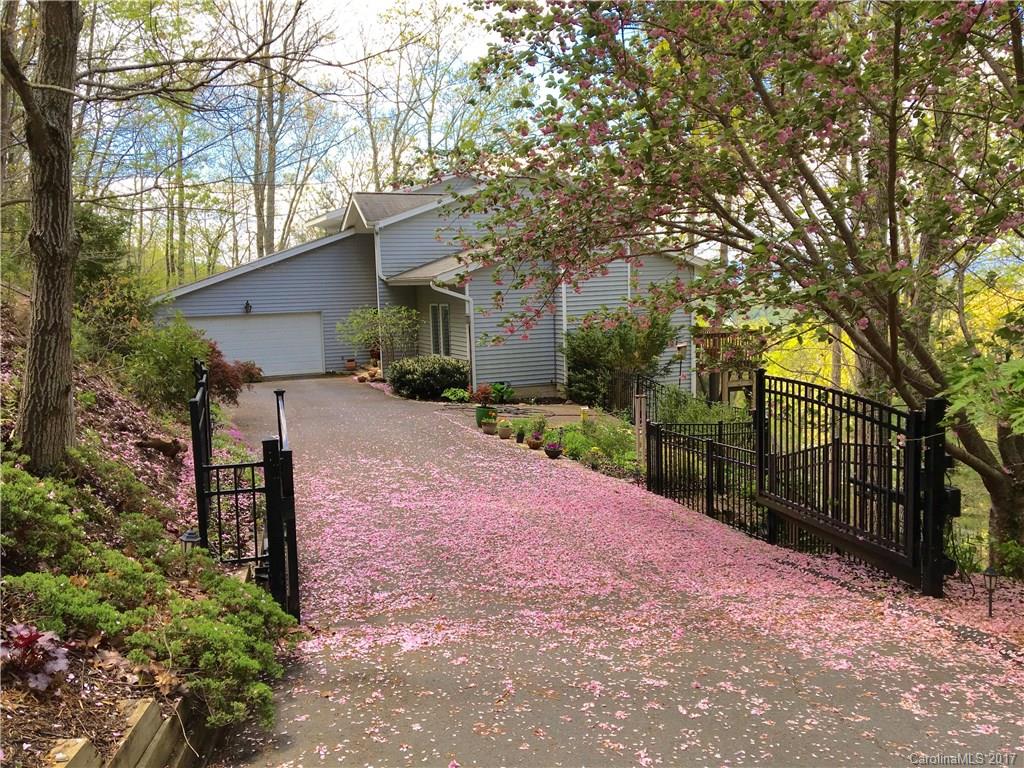 14 Skyview Court Asheville NC 28803