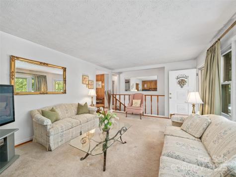 631 Macedonia Road Asheville NC 28804