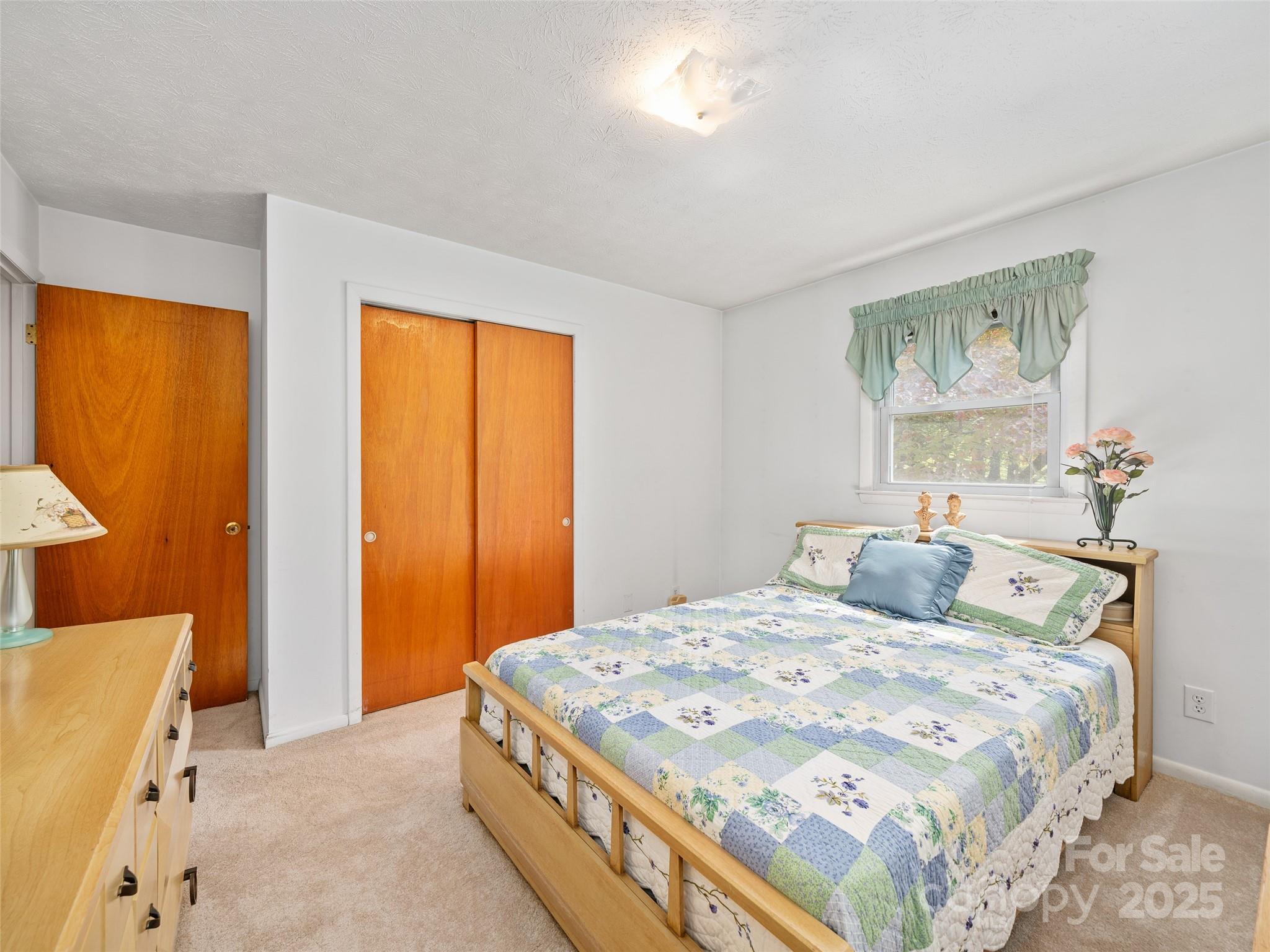 631 Macedonia Road Asheville NC 28804