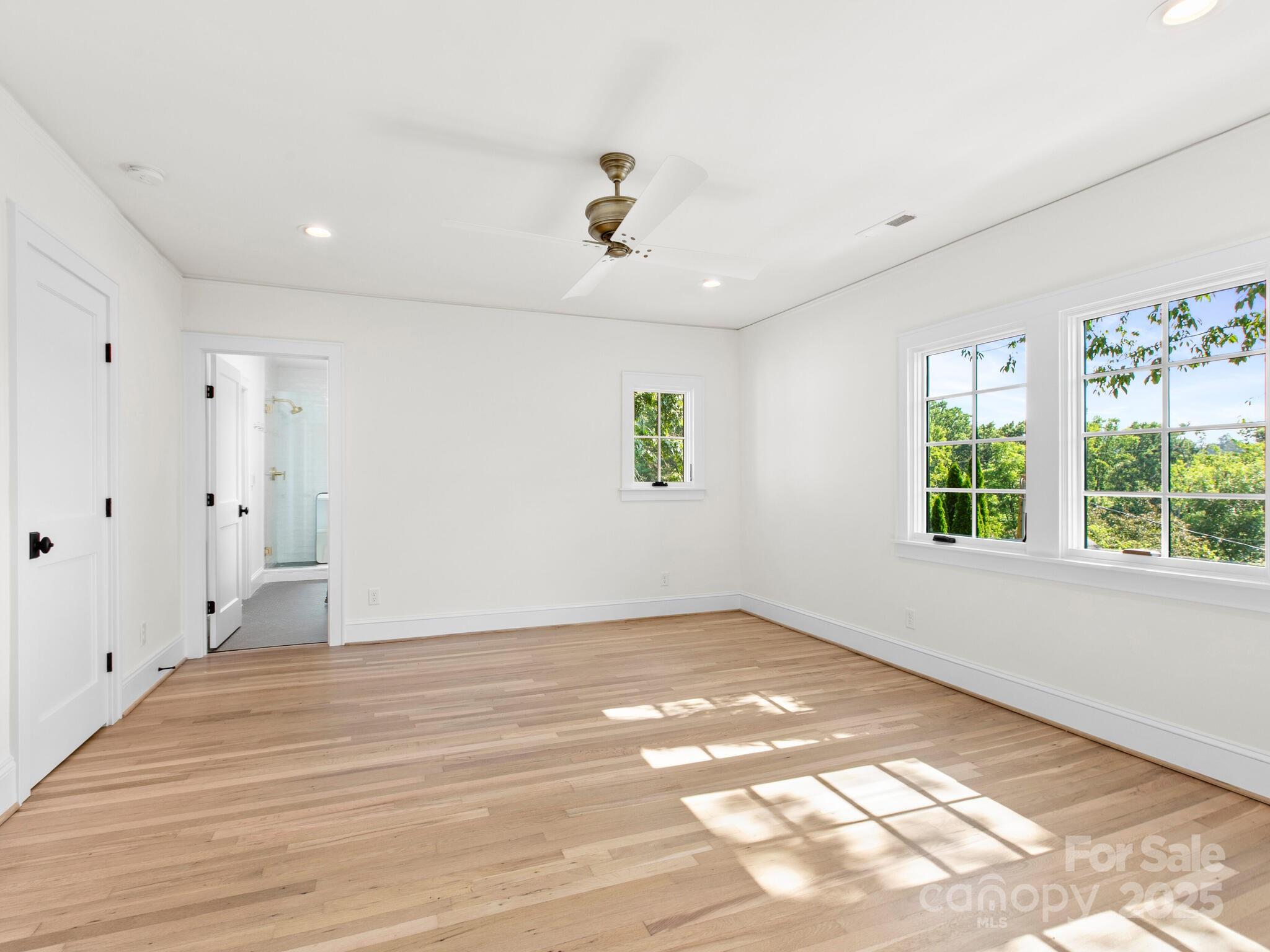 18 Normandy Road Asheville NC 28803