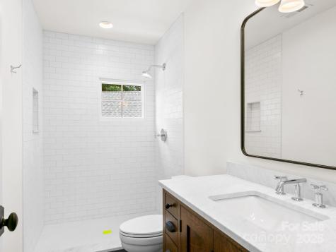 18 Normandy Road Asheville NC 28803