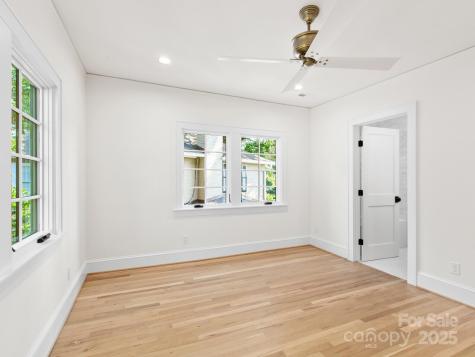 18 Normandy Road Asheville NC 28803