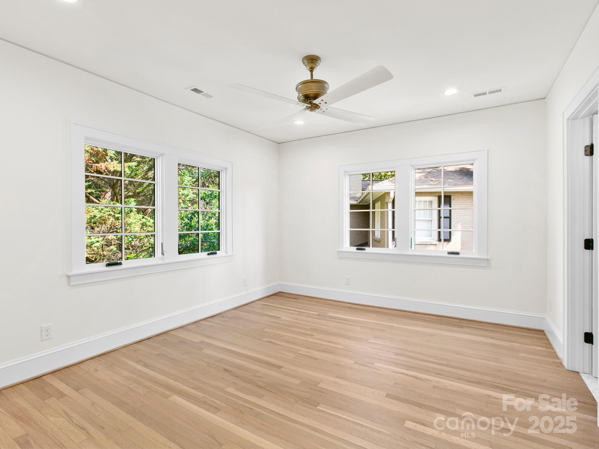 18 Normandy Road Asheville NC 28803