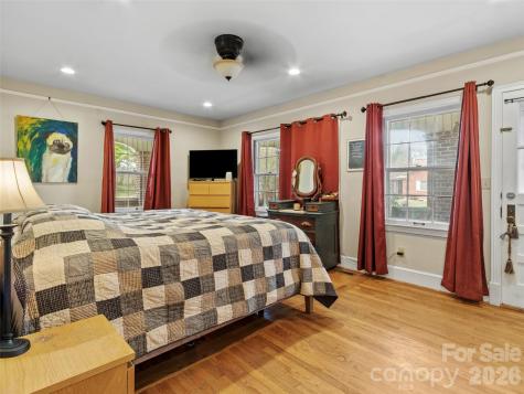 506 W Main Street Burnsville NC 28714