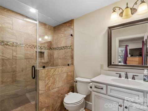 506 W Main Street Burnsville NC 28714