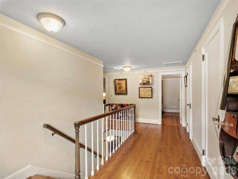 506 W Main Street Burnsville NC 28714