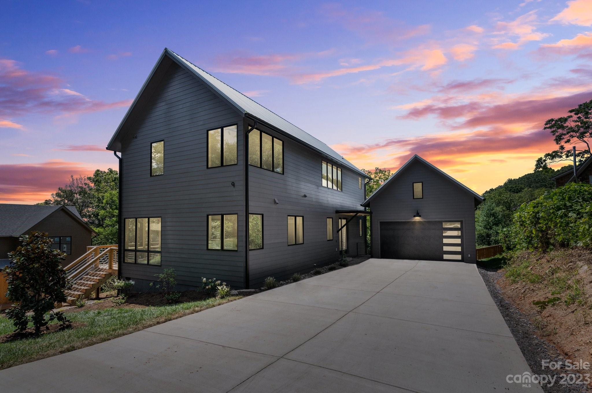 9 Mariana Lane Asheville NC 28803