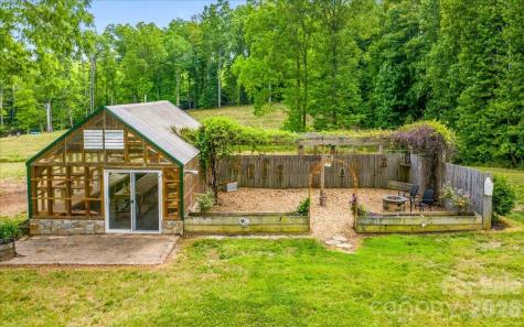 1448 Liberty Church Road Mocksville NC 27028