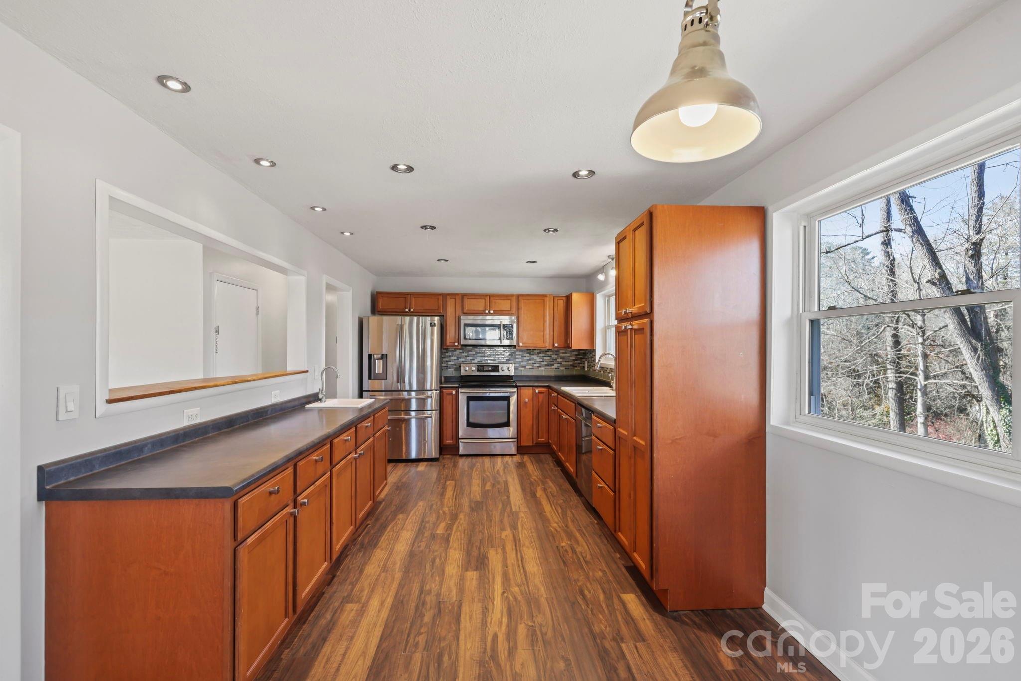 68 Lisam Way Etowah NC 28729