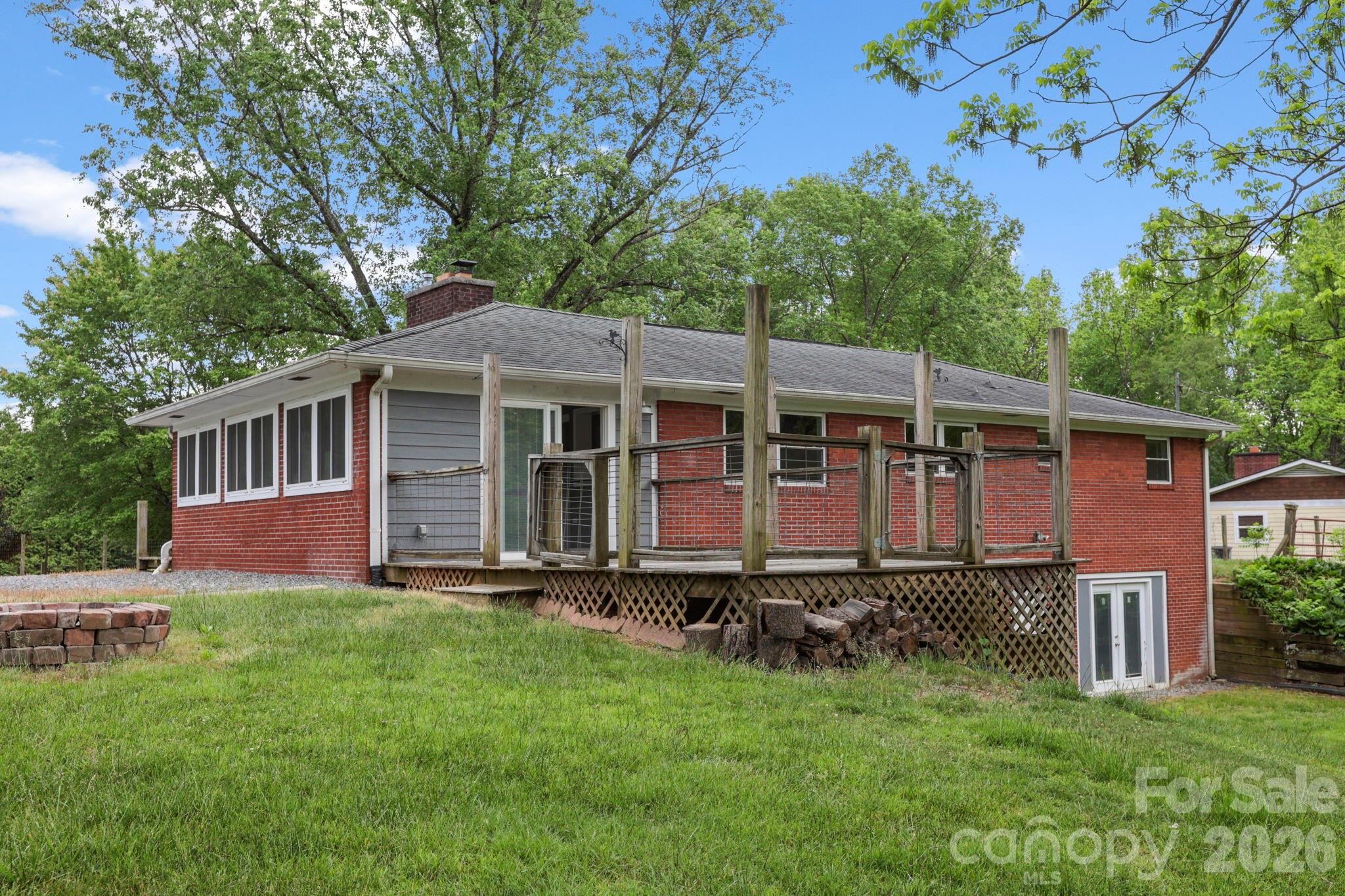 68 Lisam Way Etowah NC 28729
