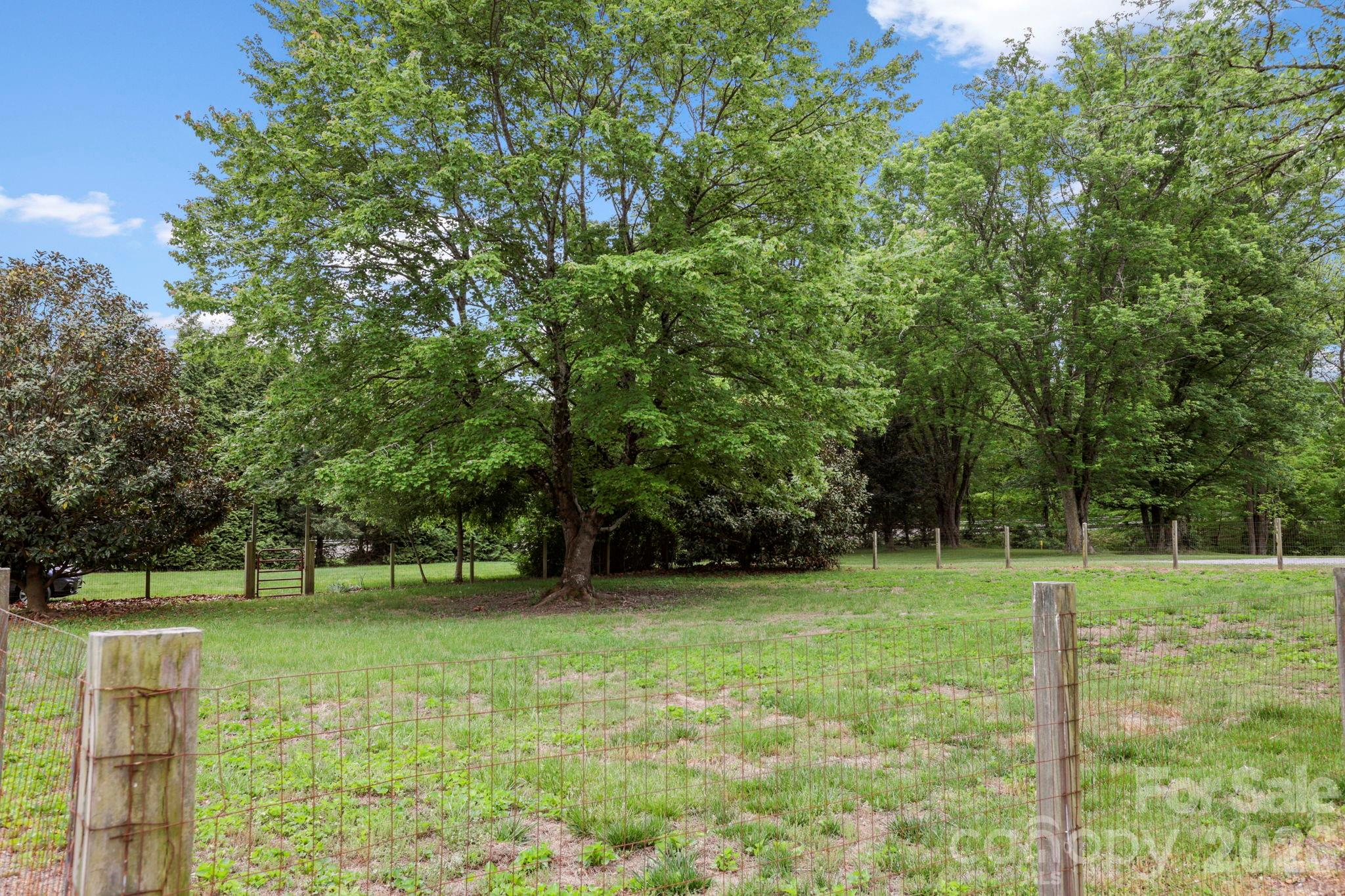 68 Lisam Way Etowah NC 28729