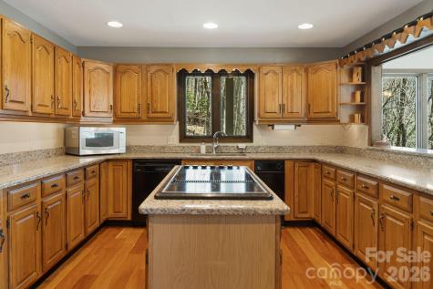 326 El Miner Drive Mars Hill NC 28754