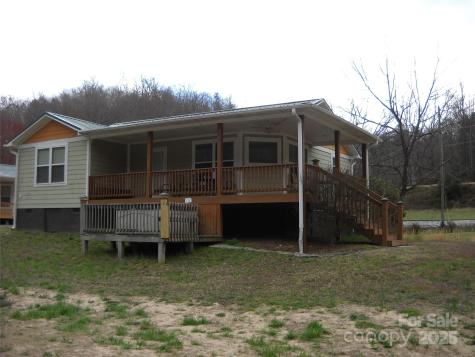 992 Hornet Drive Whittier NC 28789
