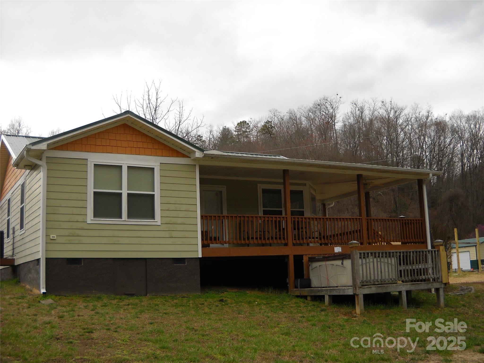 992 Hornet Drive Whittier NC 28789