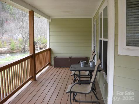 992 Hornet Drive Whittier NC 28789