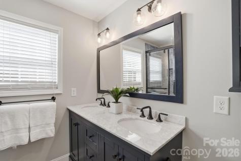 10056 Paisley Drive Charlotte NC 28269