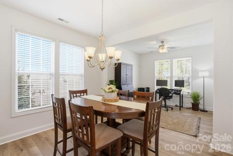 10056 Paisley Drive Charlotte NC 28269