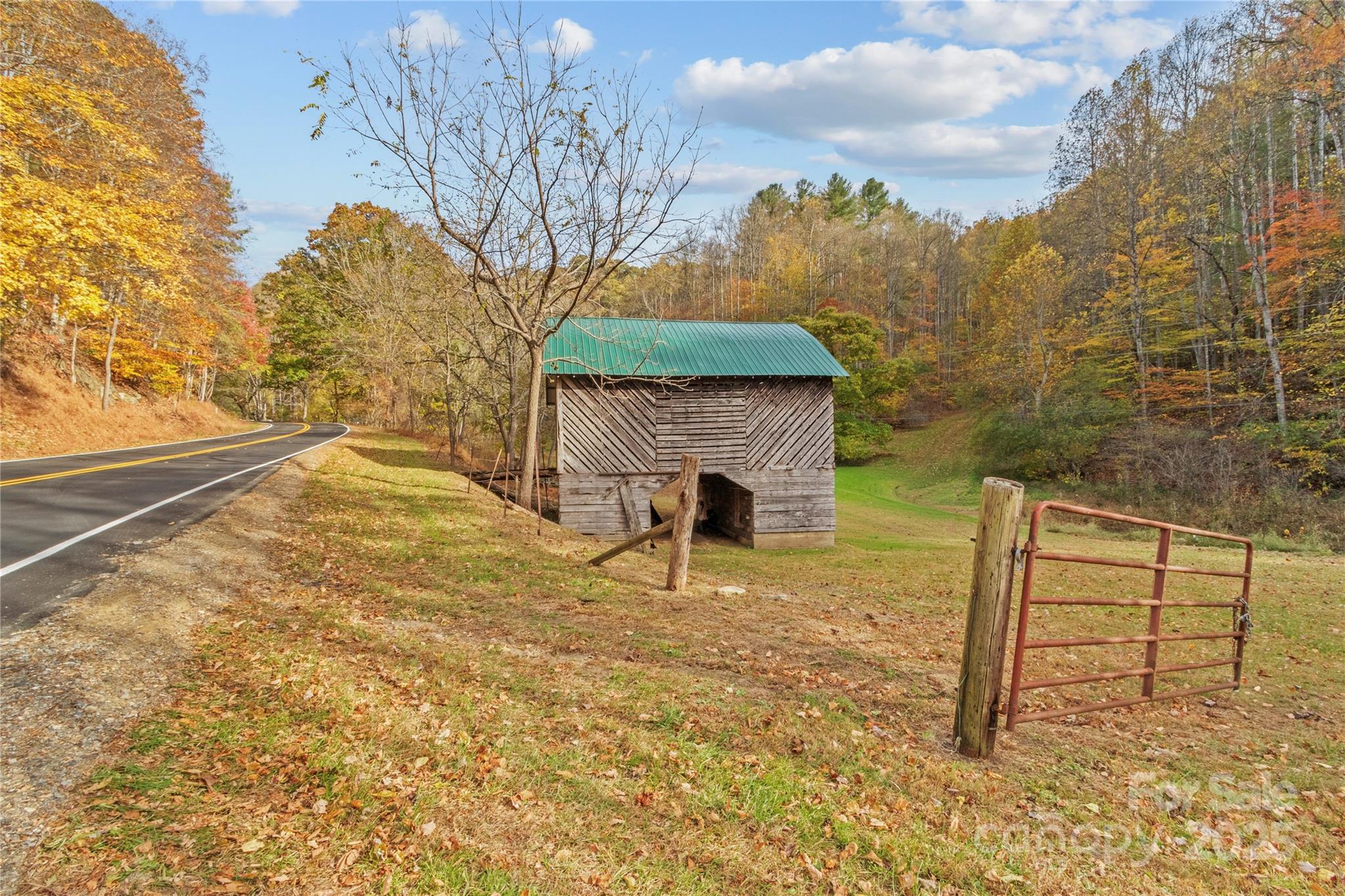 351 Buck Springs Run Mars Hill NC 28754