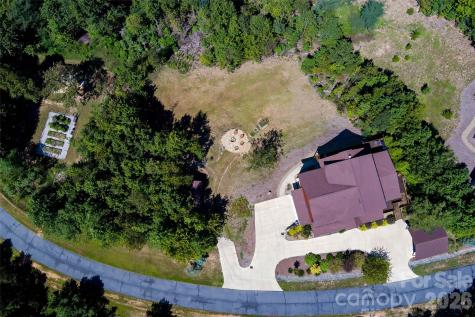 334 Scenic Vista Drive Nebo NC 28761