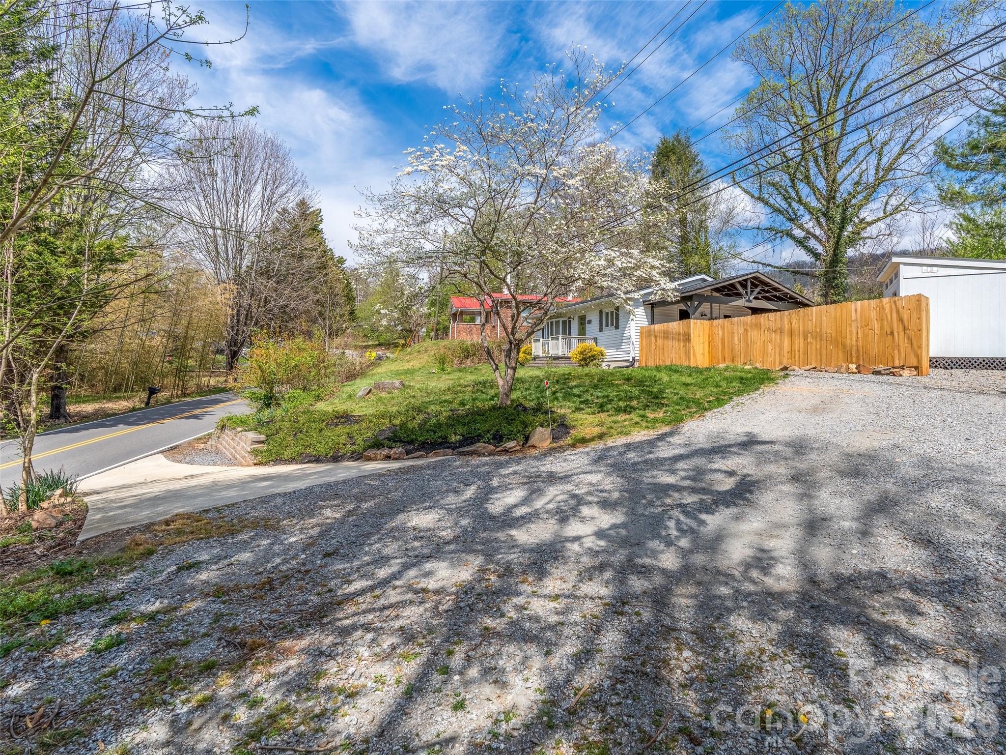 124 Concord Road Asheville NC 28803