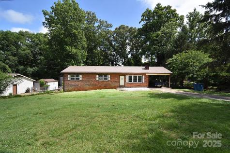 2625 Glenn Street Newton NC 28658