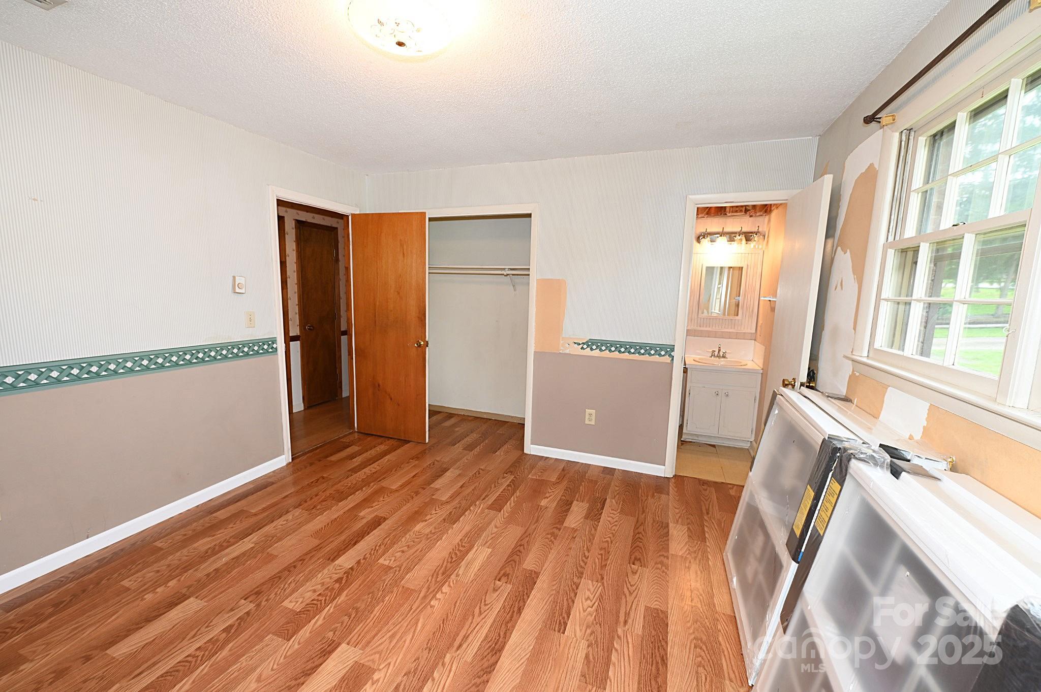 2625 Glenn Street Newton NC 28658