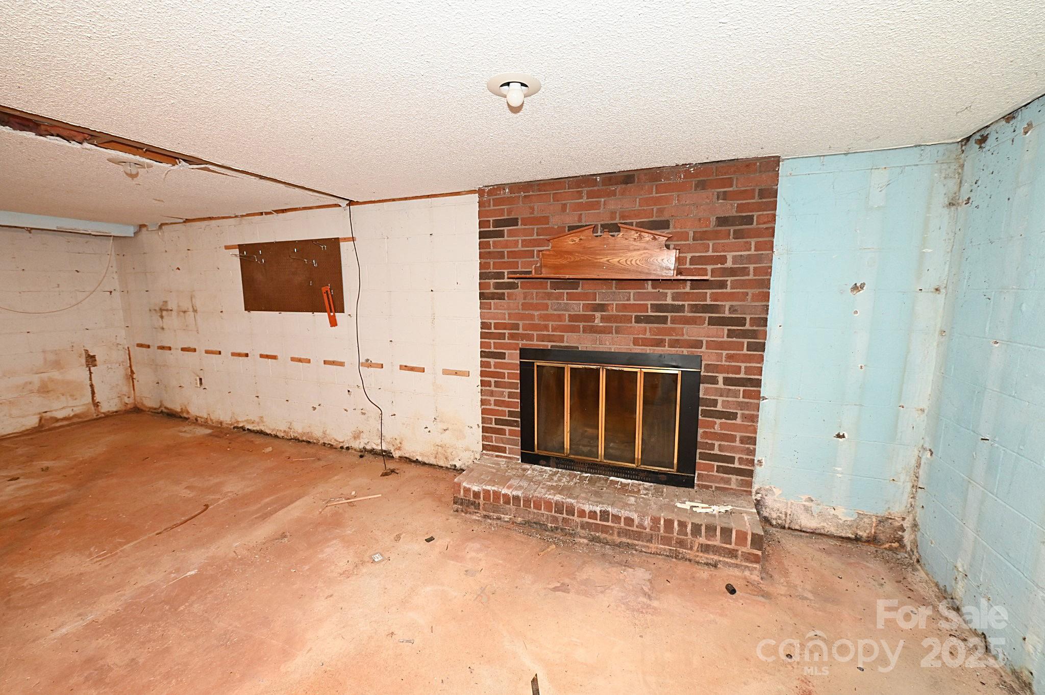 2625 Glenn Street Newton NC 28658