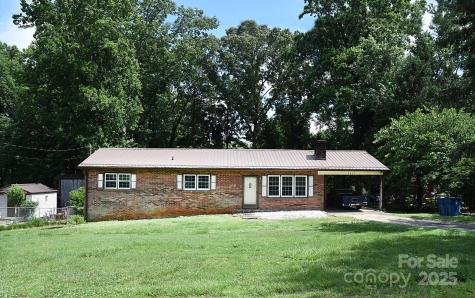 2625 Glenn Street Newton NC 28658