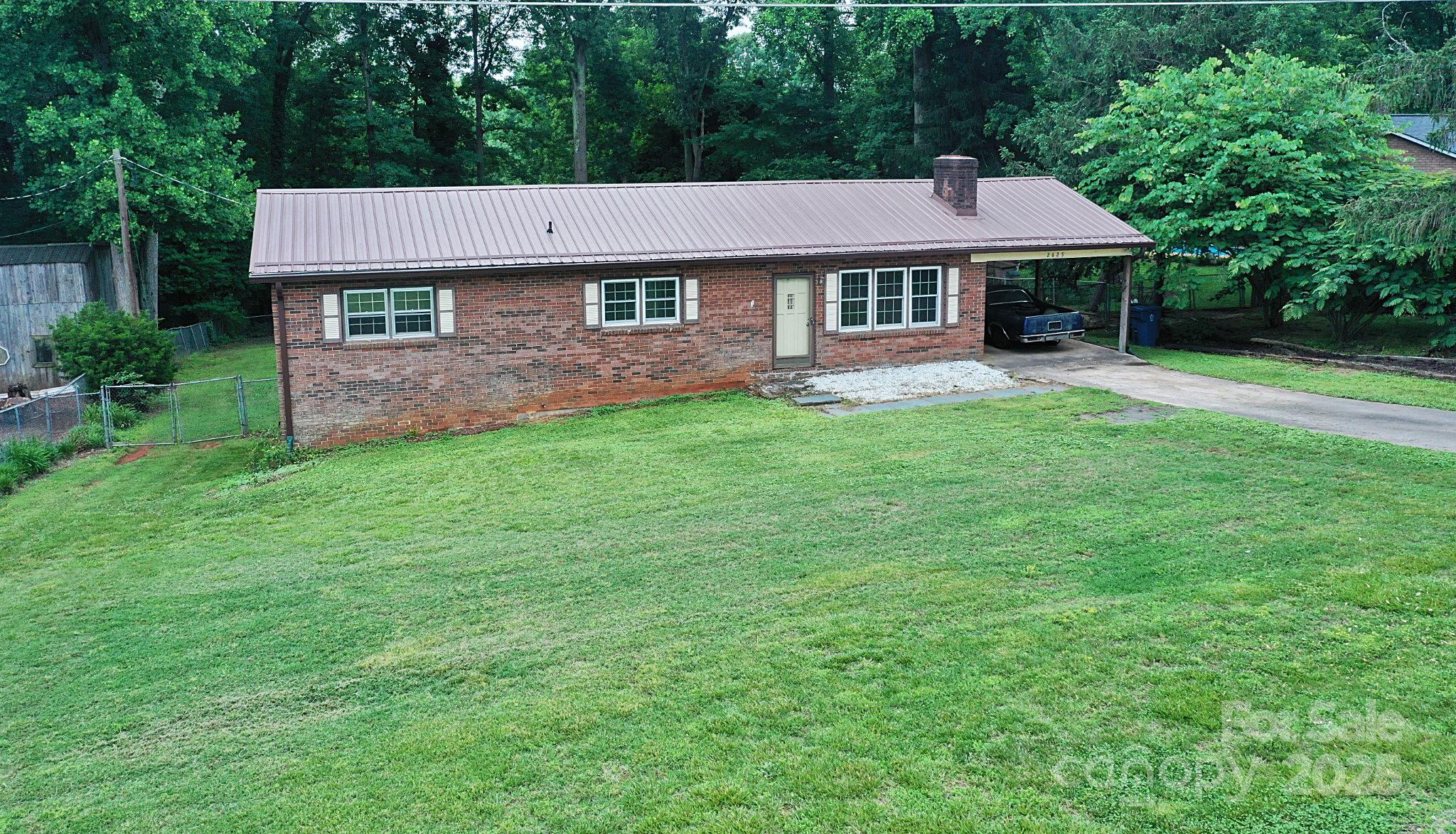 2625 Glenn Street Newton NC 28658