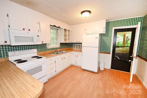 2625 Glenn Street Newton NC 28658