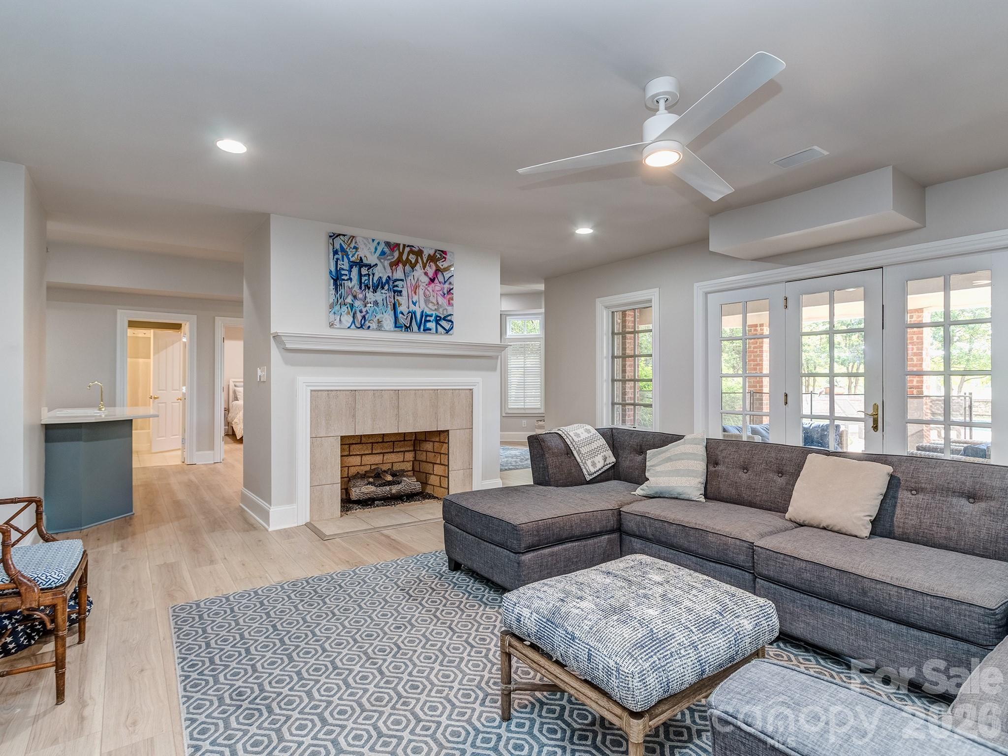 6528 Chipstead Lane Charlotte NC 28277