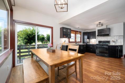 358 Onteora Boulevard Asheville NC 28803