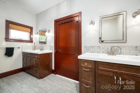 358 Onteora Boulevard Asheville NC 28803