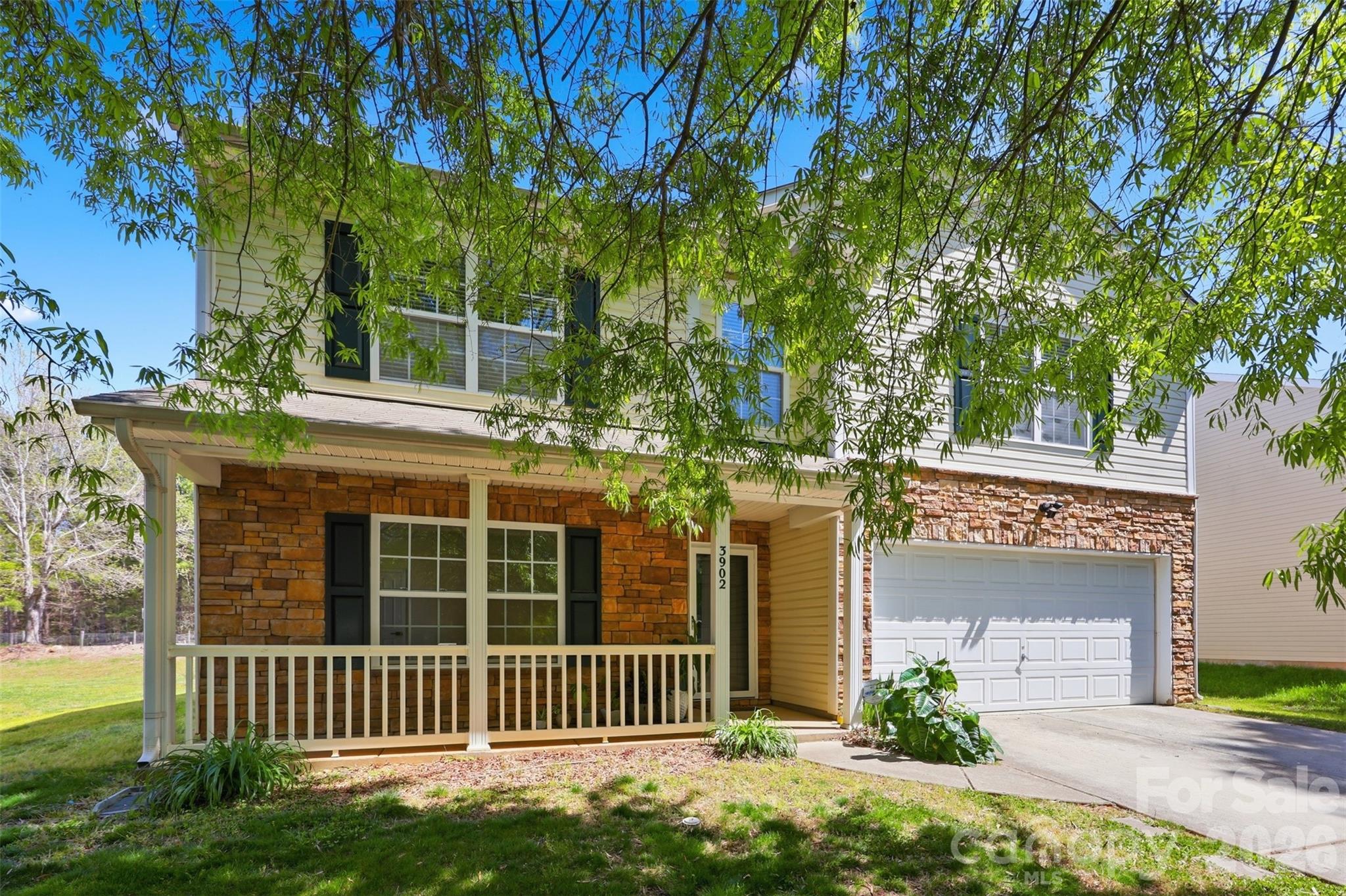 3902 Larkhaven Village Drive Charlotte NC 28215