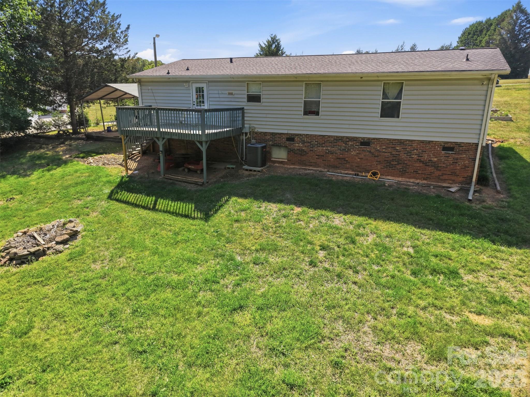 333 Howard Norton Drive Hiddenite NC 28636